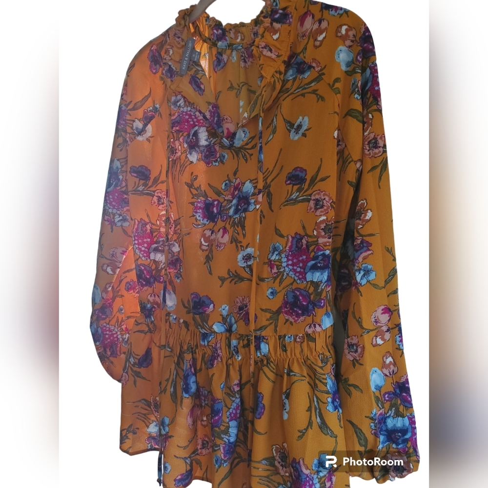 NW/OT Kate and Mallory Top